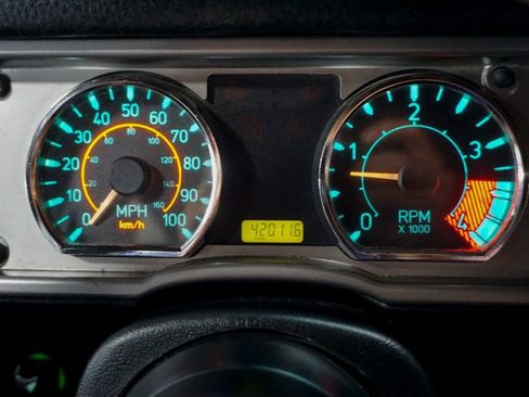 Used 2004 HUMMER H1 4-Door Open Top image 19