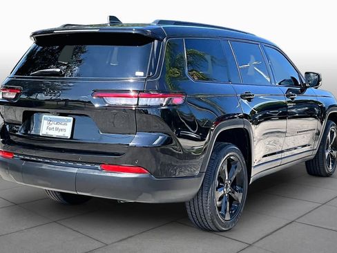 Used 2023 Jeep Grand Cherokee L Laredo AWD/4WD image 13