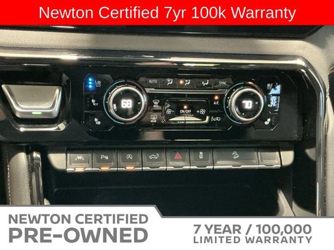 Used 2024 GMC Sierra 1500 AT4 w/ Technology Package AWD/4WD image 42