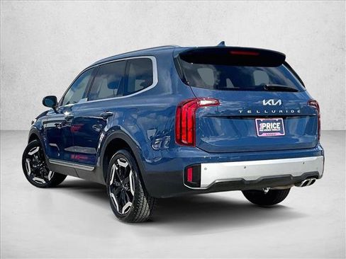 Used 2023 Kia Telluride S image 13