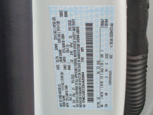 New 2025 Ford Escape SE image 33