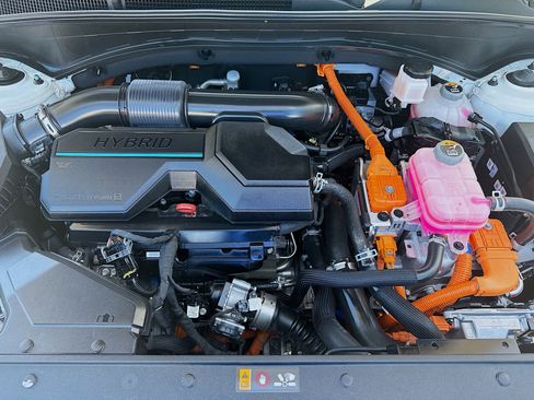 Used 2023 Hyundai Santa Fe Blue image 33