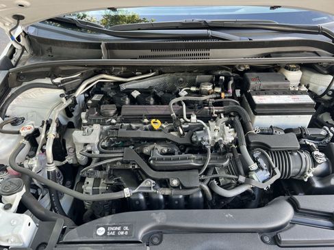 Used 2024 Toyota Corolla SE w/ SE Package FWD image 27