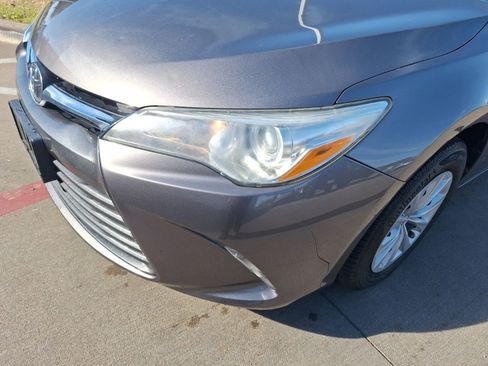 Used 2016 Toyota Camry LE image 10