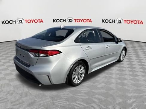 Certified 2025 Toyota Corolla LE image 8