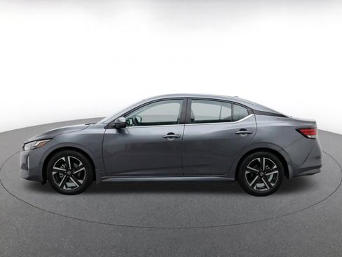 Used 2025 Nissan Sentra SV FWD image 4