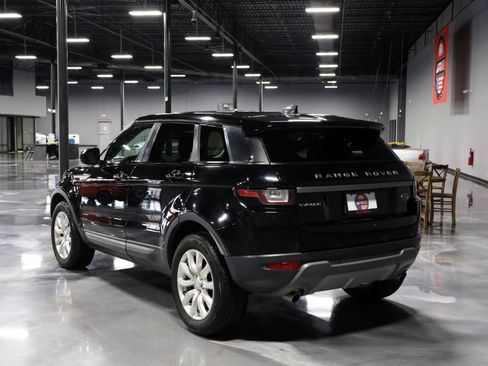 Used 2019 Land Rover Range Rover Evoque SE AWD/4WD image 5