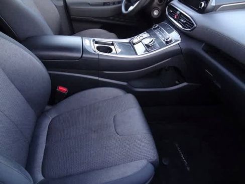 Used 2023 Hyundai Santa Fe SE image 20