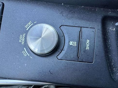 Used 2018 Lexus IS 300 AWD w/ Premium Package image 25