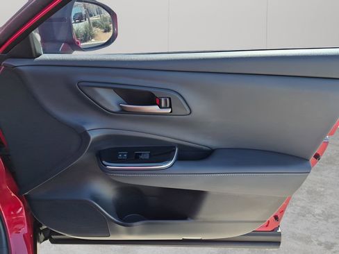 Used 2025 Toyota Crown Signia w/ Advanced Technology Package AWD/4WD image 14