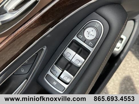 Used 2020 Mercedes-Benz S 560 4MATIC Sedan image 16