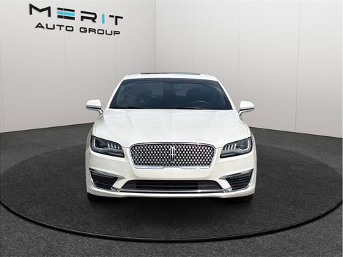 Used 2018 Lincoln MKZ Select w/ Select Plus Package image 3