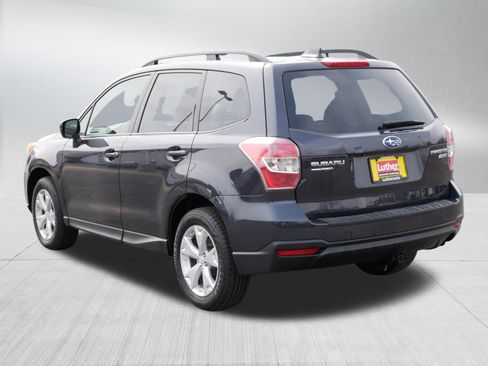 Used 2016 Subaru Forester 2.5i Premium AWD/4WD image 5