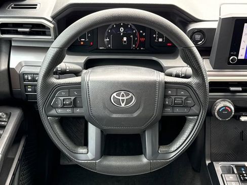 Used 2024 Toyota Tacoma SR5 AWD/4WD image 15