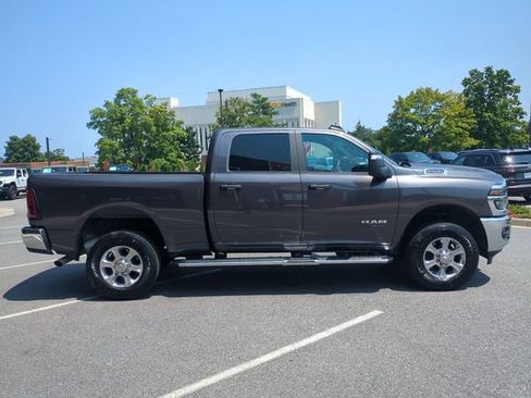 Used 2026 RAM 2500 Big Horn AWD/4WD image 3