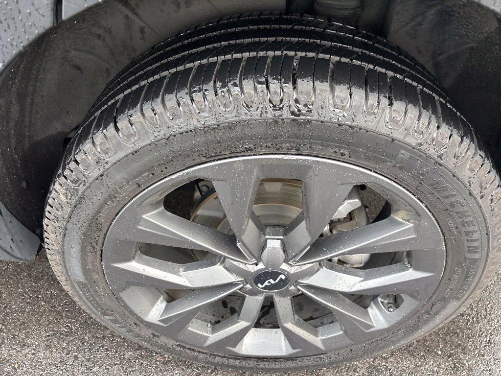 Certified 2023 Kia Sorento SX Prestige AWD/4WD image 5