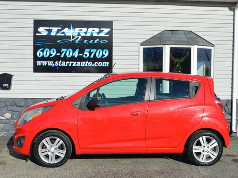 Used 2013 Chevrolet Spark LT image 2