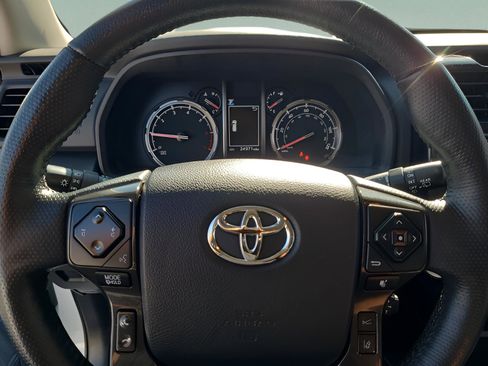 Certified 2024 Toyota 4Runner TRD Off-Road Premium w/ Moonroof Package image 24