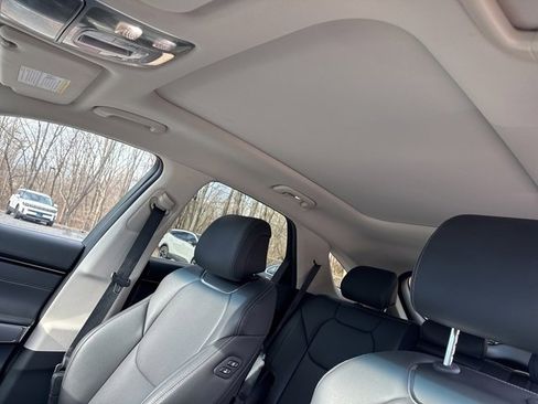 Used 2023 Genesis GV70 2.5T w/ Select Package image 14