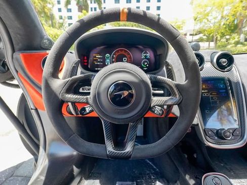 Used 2019 McLaren 600LT RWD image 76