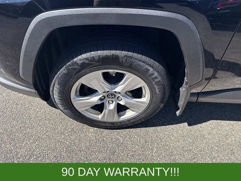 Used 2019 Toyota RAV4 XLE w/ Convenience Package AWD/4WD image 13