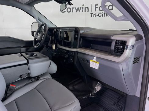 New 2026 Ford F250 XL image 25
