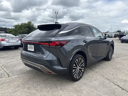 Used 2024 Lexus RX 350 w/ Technology Package AWD/4WD image 2