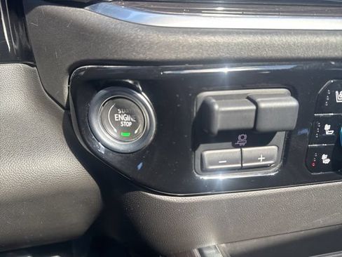 Used 2022 Chevrolet Silverado 1500 LTZ AWD/4WD image 20
