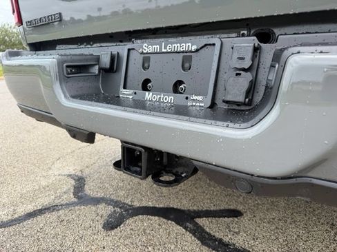 New 2026 RAM 3500 Laramie AWD/4WD image 19