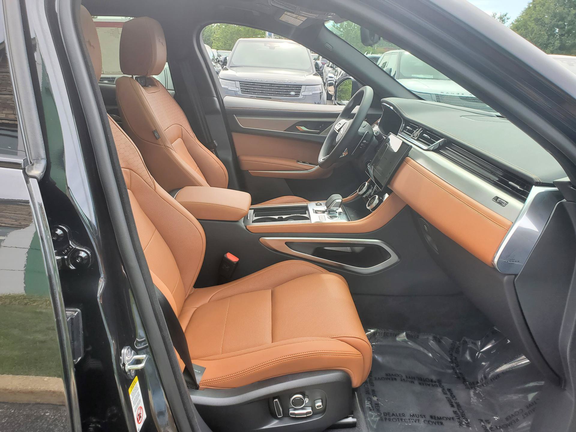 New 2026 Jaguar F-PACE R-Dynamic S AWD/4WD image 19