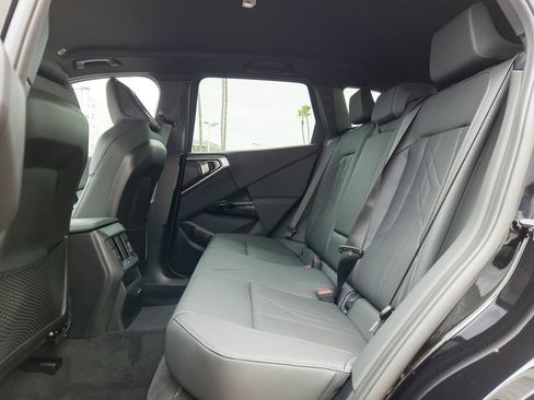 New 2026 BMW X3 xDrive30i w/ M Sport Package AWD/4WD image 7