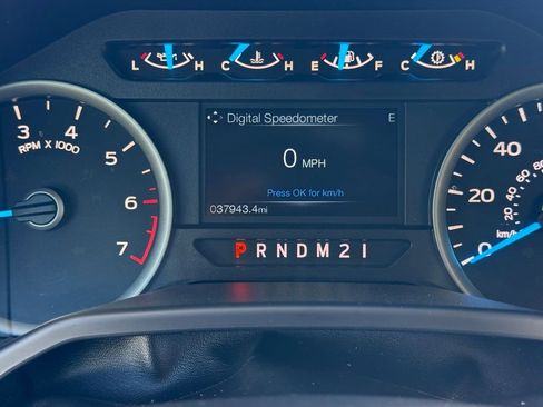 Used 2015 Ford F150 XLT w/ Equipment Group 302A Luxury image 10