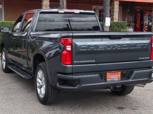 Used 2020 Chevrolet Silverado 1500 Custom w/ Custom Value Package AWD/4WD image 6