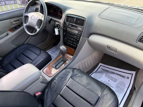 Used 1998 Lexus ES 330 FWD image 14