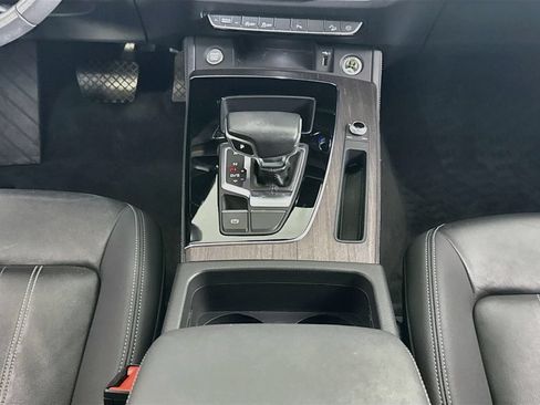 Used 2021 Audi Q5 2.0T Premium Plus w/ Premium Plus Package AWD/4WD image 14