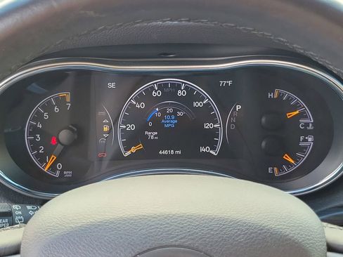 Used 2019 Jeep Grand Cherokee Laredo image 26