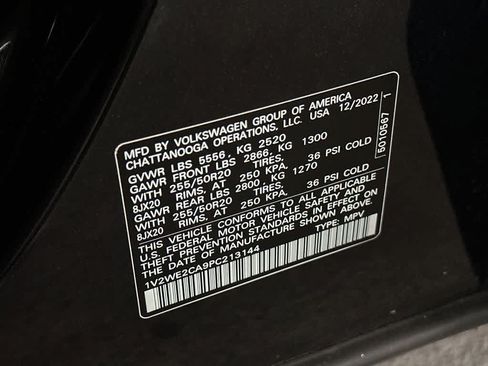 Certified 2023 Volkswagen Atlas Cross Sport SE FWD image 29
