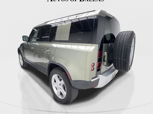 Used 2022 Land Rover Defender 110 SE image 12