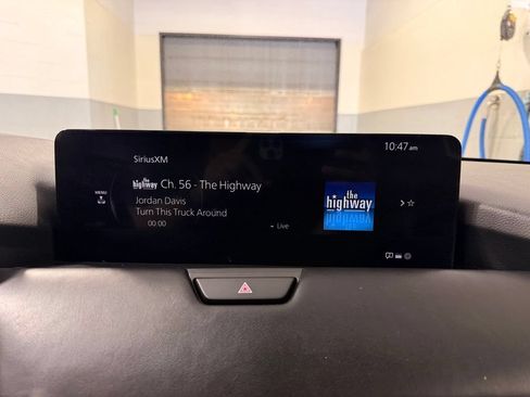 Used 2025 MAZDA CX-70 Plug-In Hybrid w/ Premium Plus AWD/4WD image 16