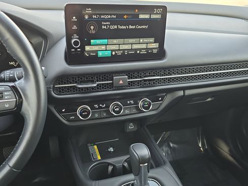 Used 2023 Honda HR-V EX-L image 19