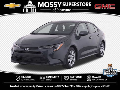 Used 2025 Toyota Corolla LE FWD image 1