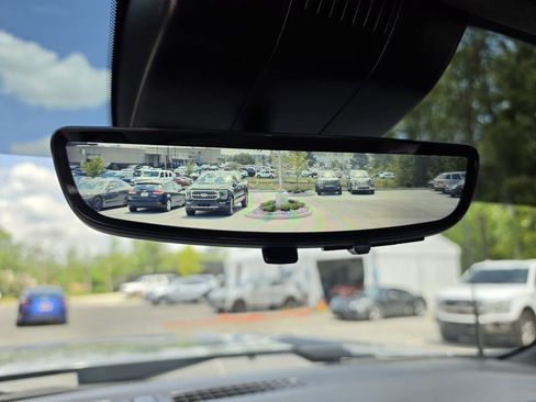 Used 2025 Chevrolet Silverado 2500 ZR2 w/ Technology Package image 19