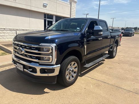 Used 2024 Ford F250 Lariat w/ Lariat Ultimate Package AWD/4WD image 1