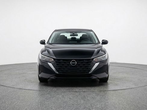 Used 2025 Nissan Sentra S FWD image 2