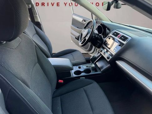 Used 2017 Subaru Outback 2.5i Premium AWD/4WD image 15