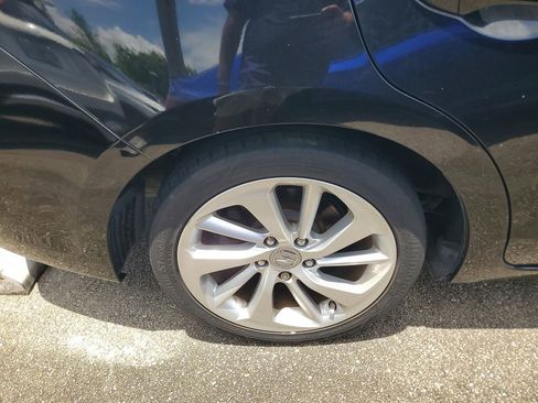 Used 2017 Acura ILX FWD image 9