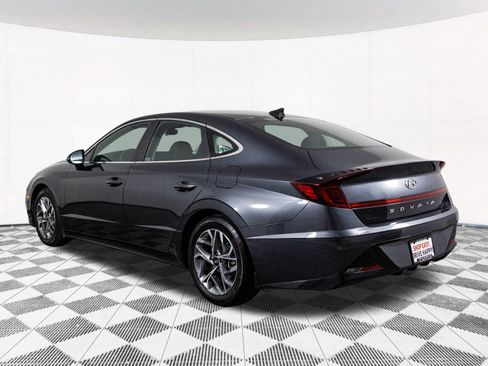 Used 2022 Hyundai Sonata SEL w/ Winter Weather Package image 13