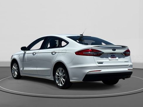 Used 2019 Ford Fusion Energi Titanium FWD image 7