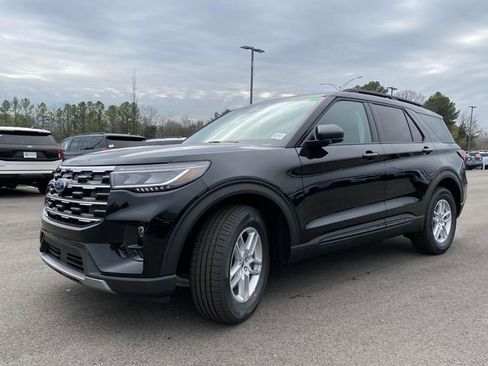 New 2026 Ford Explorer Active image 7