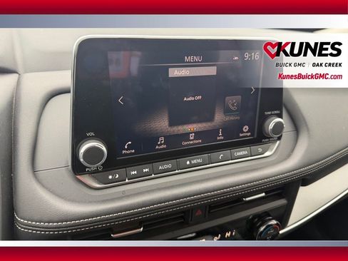 Used 2025 Nissan Rogue SV AWD/4WD image 17